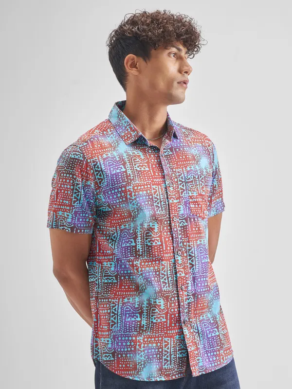 Locomotive Men Red Printed Slim Fit Casual Shirt