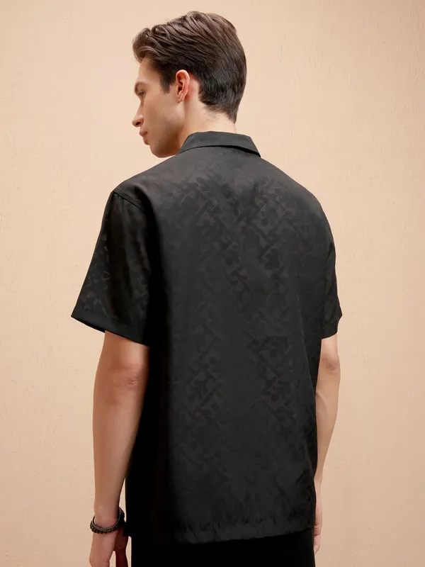 Locomotive Men Black Self Design Relaxed Fit Casual Shirt