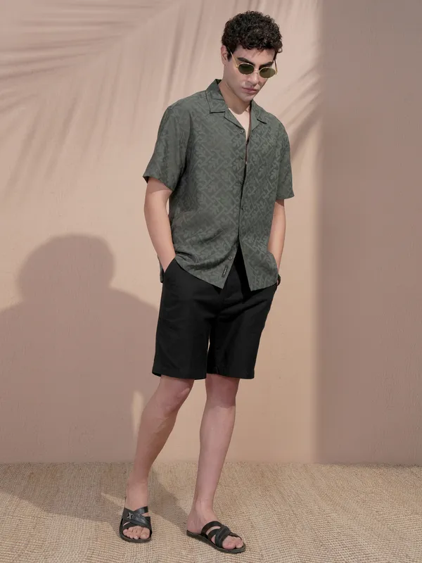 Locomotive Men Olive Self Design Relaxed Fit Casual Shirt