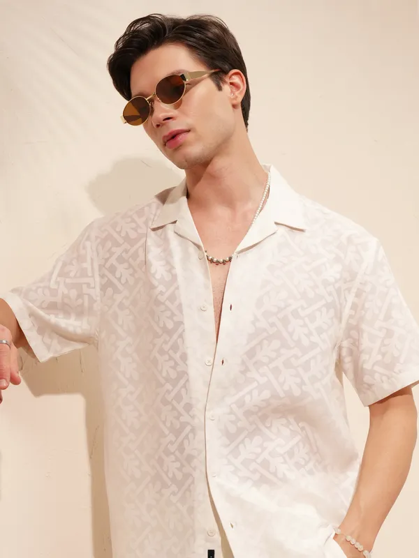 Locomotive Men White Self Design Relaxed Fit Casual Shirt