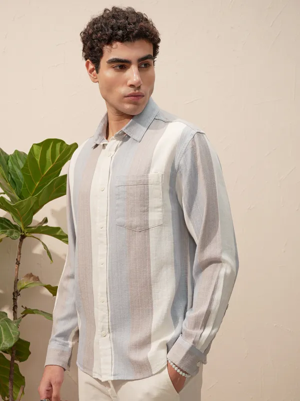 Locomotive Men Blue Striped Oversized Fit Casual Shirt