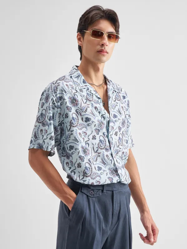 Locomotive Men Blue Printed Relaxed Fit Casual Shirt