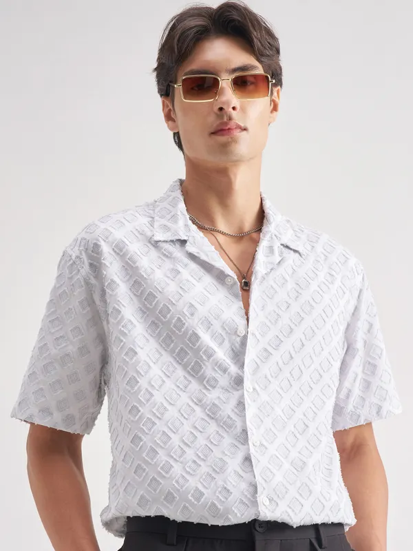 Locomotive Men White Self Design Relaxed Fit Casual Shirt