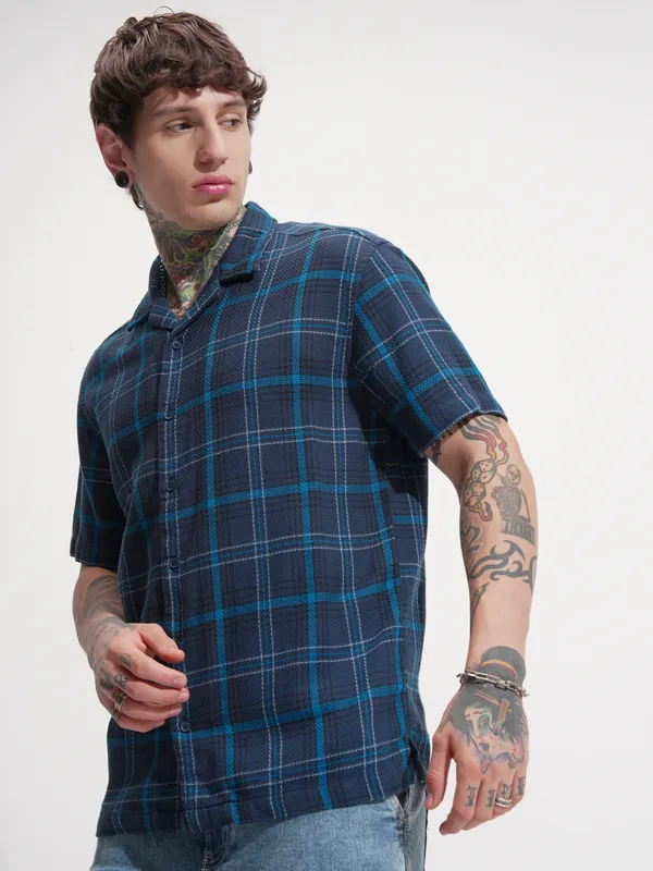 Locomotive Men Navy Blue Checked Relaxed Fit Casual Shirt