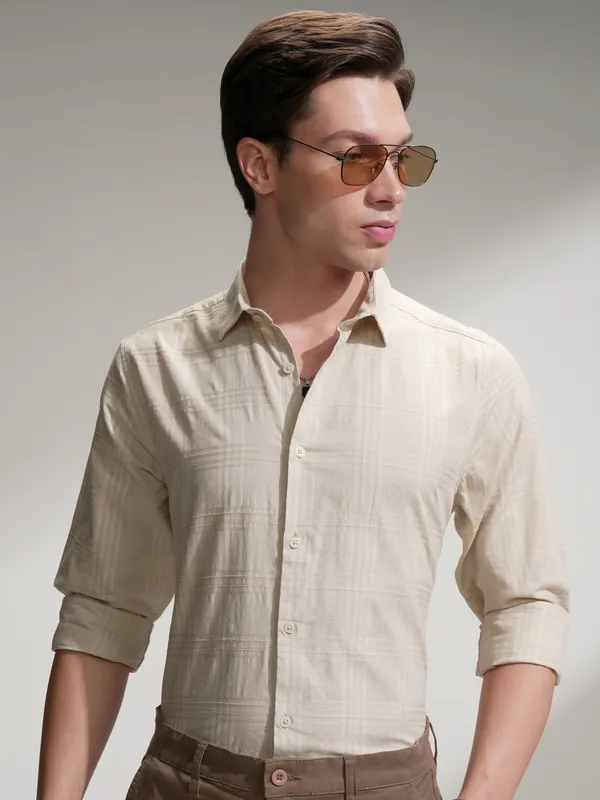 Locomotive Men Beige Self Design Slim Fit Casual Shirt