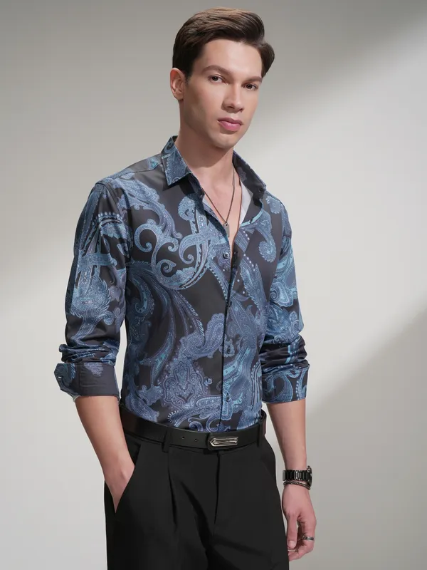 Locomotive Men Navy Blue Printed Relaxed Fit Casual Shirt