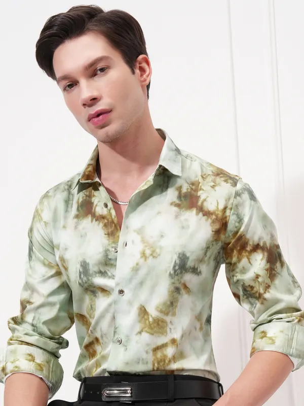 Locomotive Men Olive Printed Slim Fit Casual Shirt