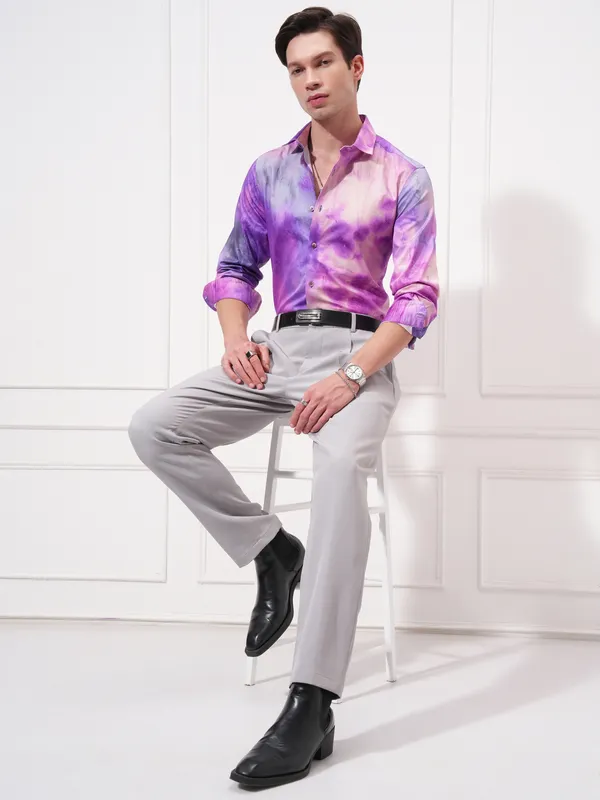 Locomotive Men Lavender Printed Slim Fit Casual Shirt
