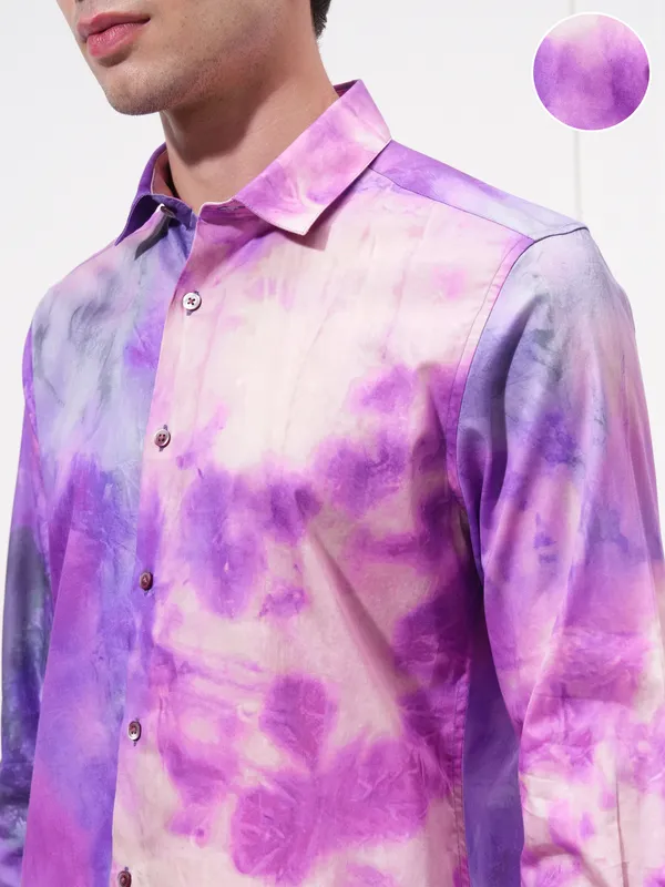 Locomotive Men Lavender Printed Slim Fit Casual Shirt