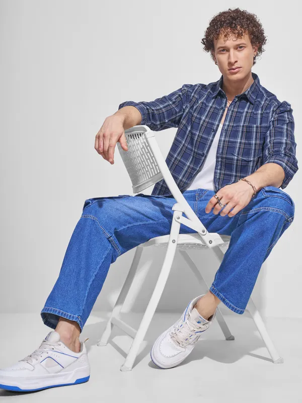 Locomotive Men Navy Blue Checked Relaxed Fit Casual Shirt