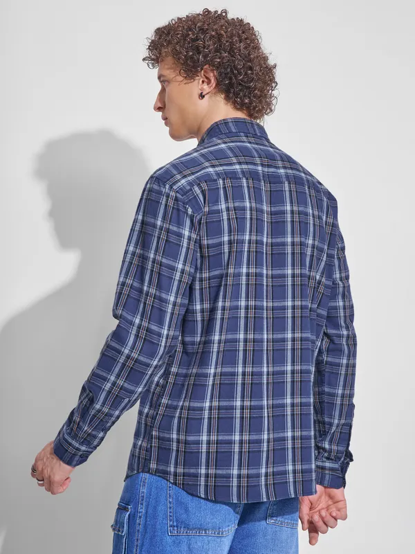 Locomotive Men Navy Blue Checked Relaxed Fit Casual Shirt