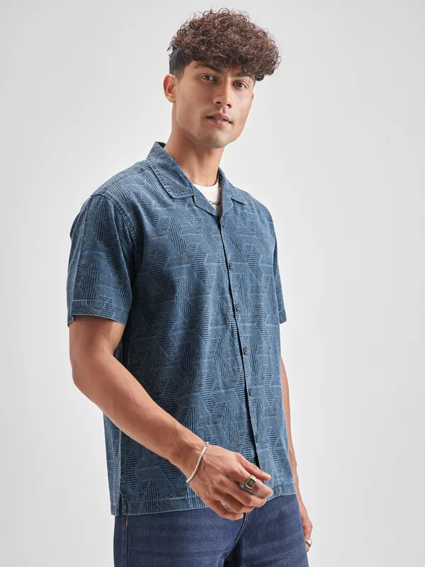 Locomotive Men Blue Printed Relaxed Fit Casual Shirt