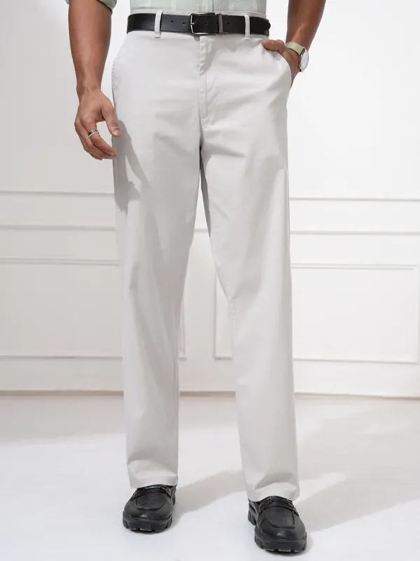 Men Regular Fit Chinos