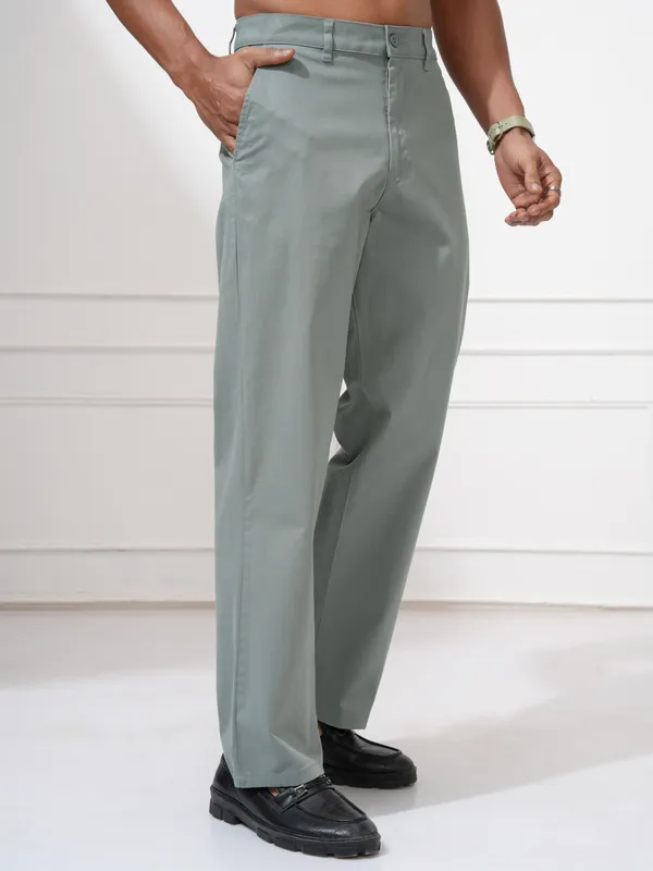 Locomotive Men Teal Regular Fit Solid Chinos