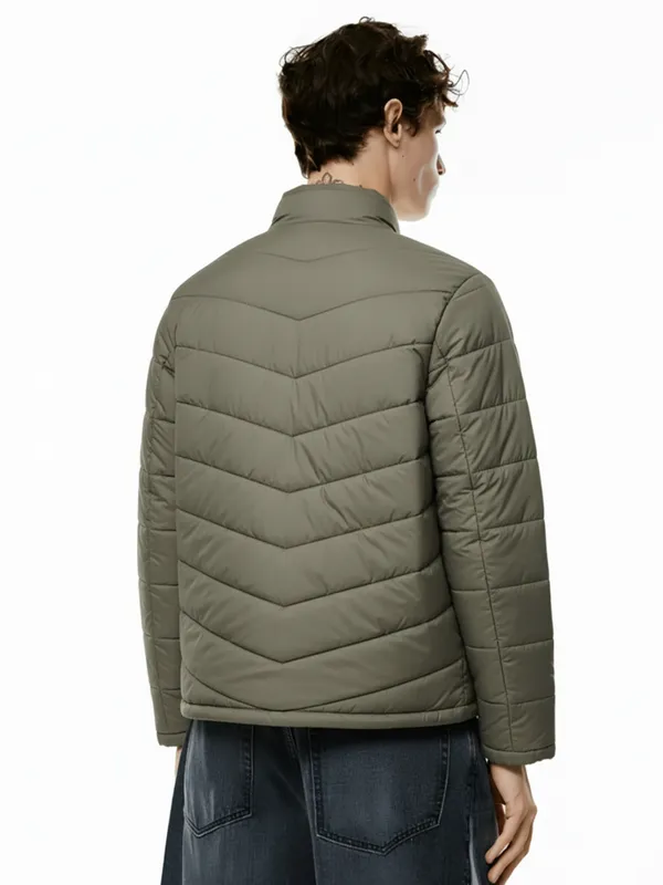 Purple By Highlander Men Olive Solid Puffer Jacket