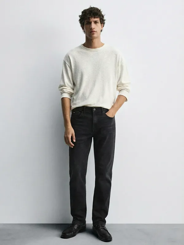 Purple By Highlander Men Black Straight Fit Stretchable Jeans