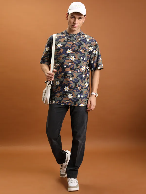 Purple By Highlander Men Grey Straight Fit Stretchable Jeans