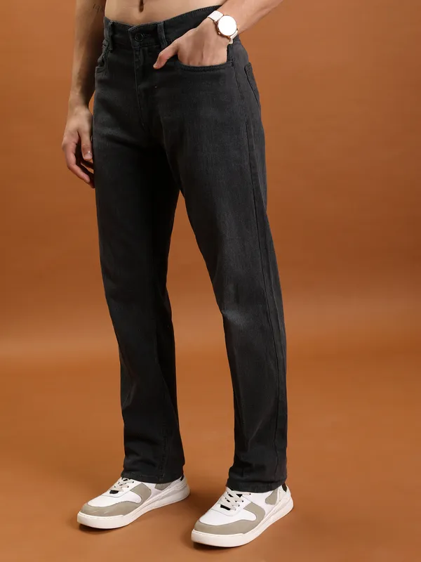 Purple By Highlander Men Grey Straight Fit Stretchable Jeans
