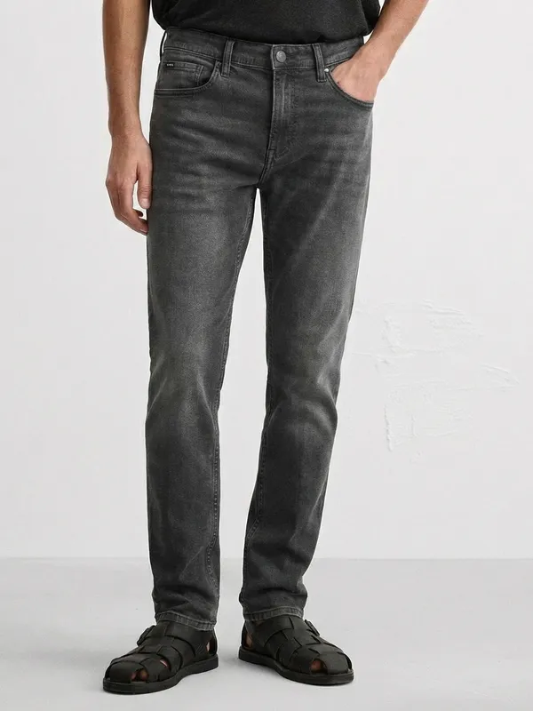 Purple By Highlander Men Grey Straight Fit Stretchable Jeans