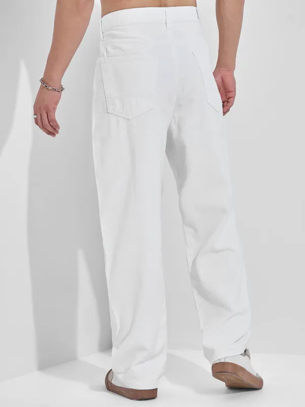 Purple By Highlander Men White Straight Fit Stretchable Jeans