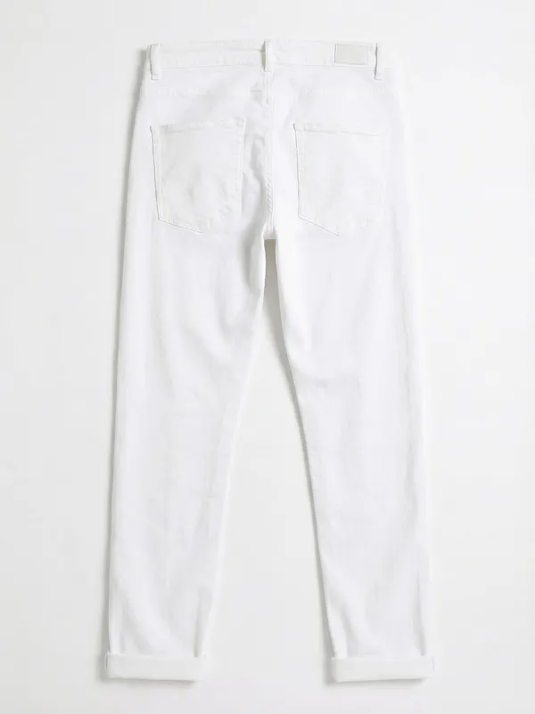 Purple By Highlander Men White Tapered Fit Stretchable Jeans