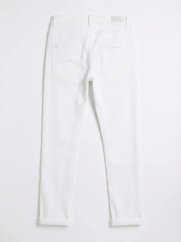 Purple By Highlander Men White Tapered Fit Stretchable Jeans