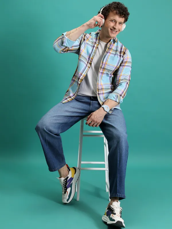 Purple By Highlander Men Blue Relaxed Fit Jeans