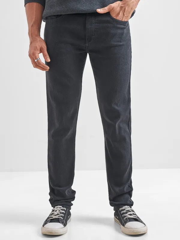 Highlander Men Grey Tapered Fit Stretchable Jeans