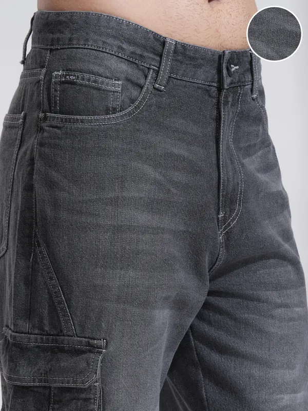 Men Straight Fit Jeans