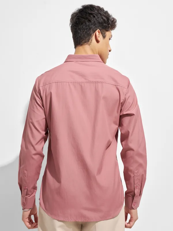 Purple By Highlander Men Pink Solid Regular Fit Casual Shirt