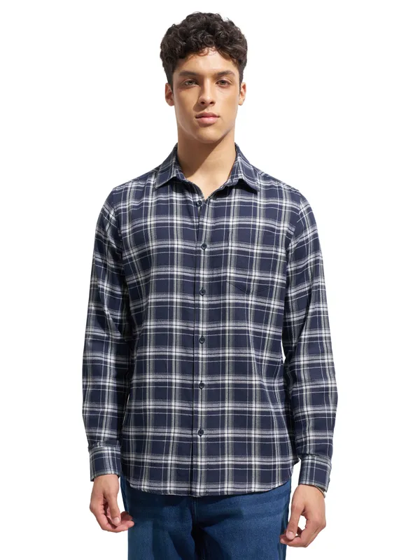 Purple By Highlander Men NavyChecked Slim Fit Casual Shirt