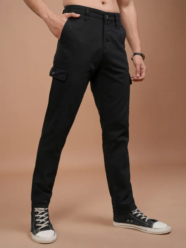 Purple By Highlander Men Black Regular Fit Solid Cargo