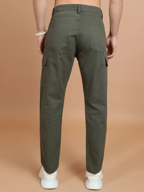 Purple By Highlander Men Olive Regular Fit Solid Cargo