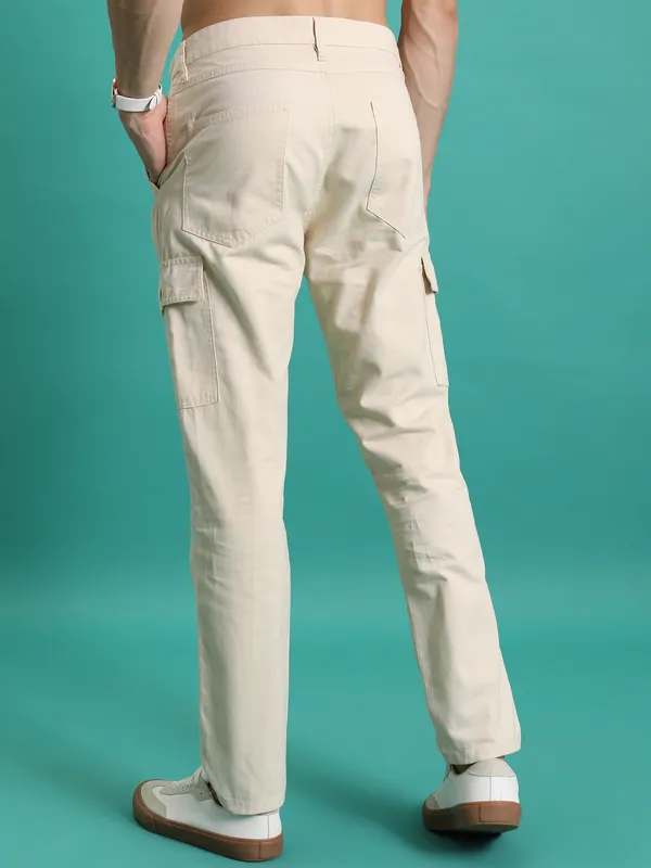 Purple By Highlander Men Beige Regular Fit Solid Cargo