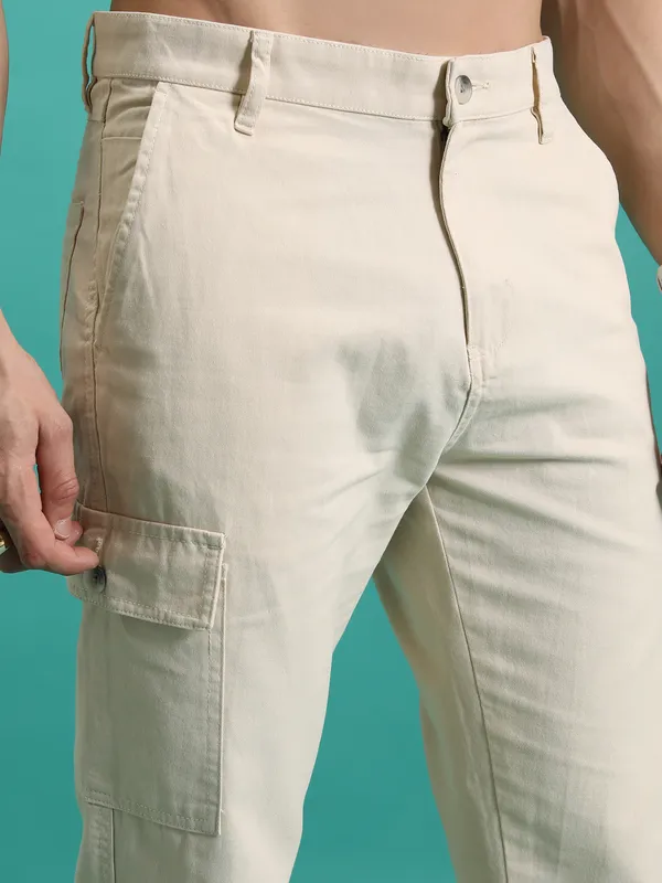 Purple By Highlander Men Beige Regular Fit Solid Cargo