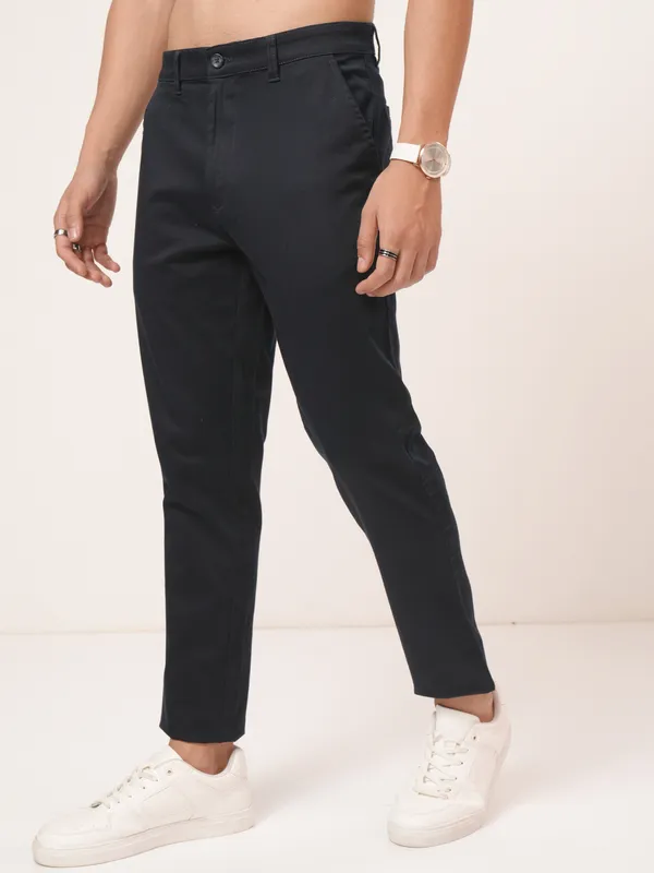 Purple By Highlander Men Navy Blue Tapered Fit Solid Chinos