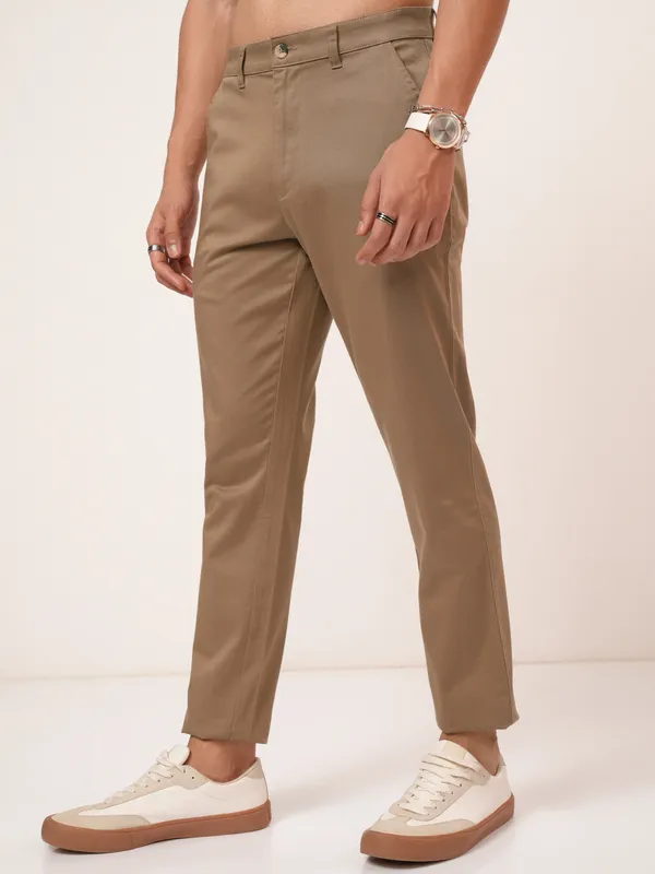 Purple By Highlander Men Brown Tapered Fit Solid Chinos