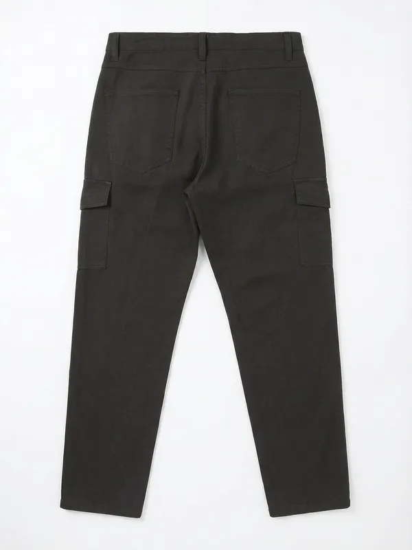 Purple By Highlander Men Grey Regular Fit Solid Cargo