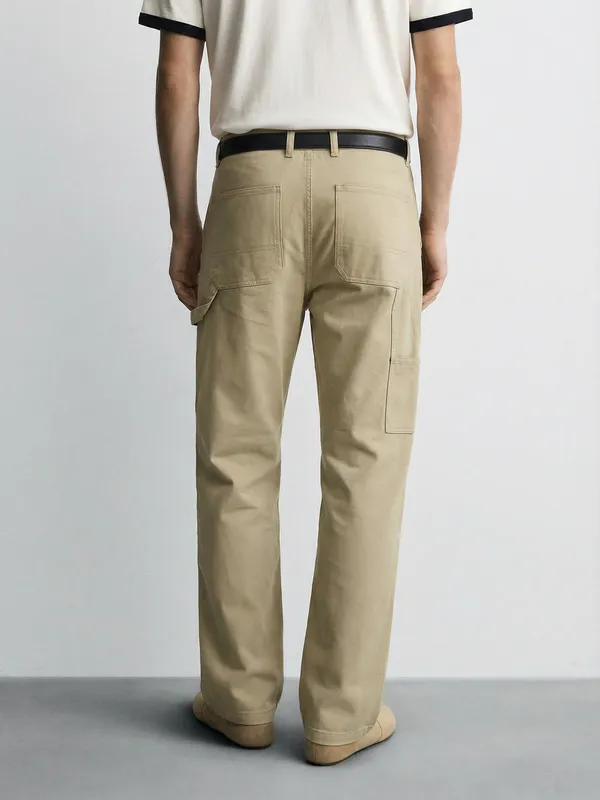 Purple By Highlander Men Beige Straight Fit Solid Cargo