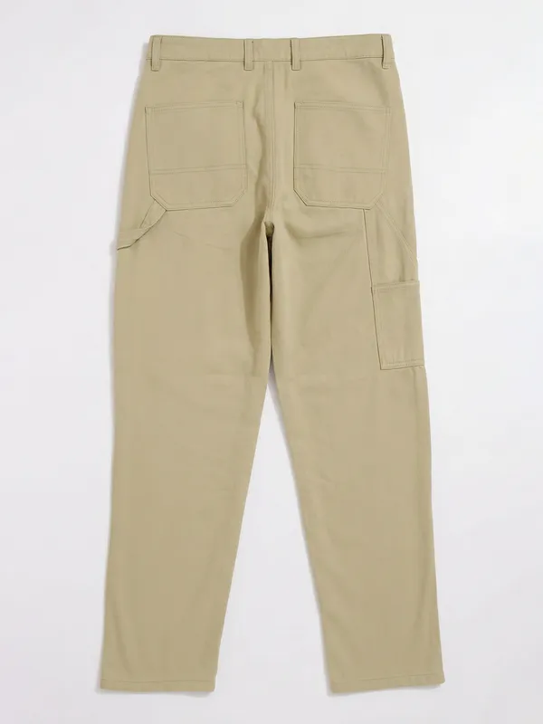 Purple By Highlander Men Beige Straight Fit Solid Cargo