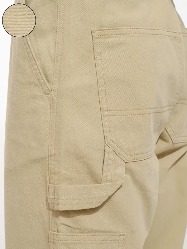 Purple By Highlander Men Beige Straight Fit Solid Cargo