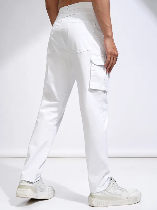 Highlander Men White Straight Fit Solid Cargos