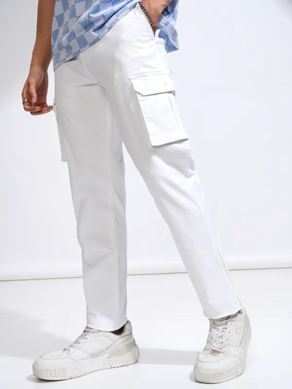 Purple By Highlander Men White Straight Fit Solid Cargo