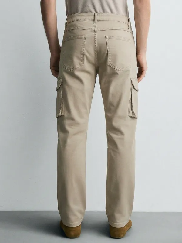 Purple By Highlander Men Grey Regular Fit Solid Cargo