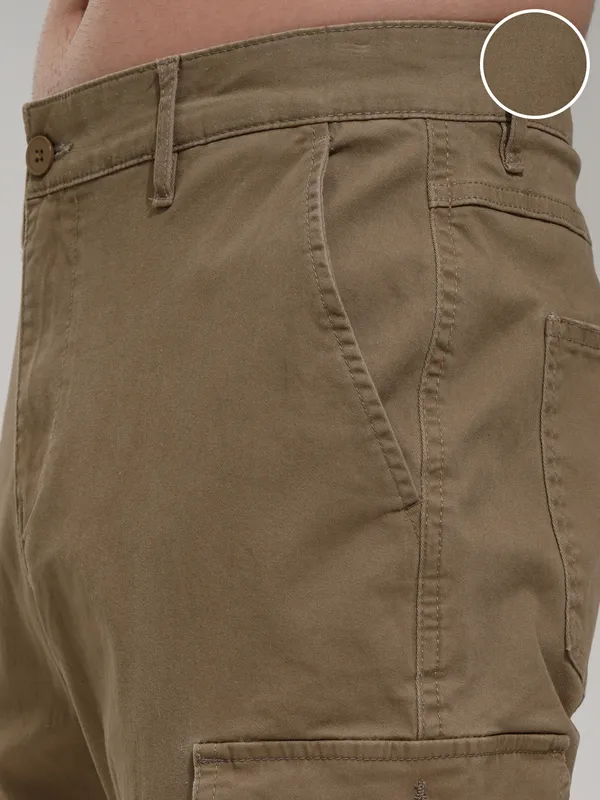 Highlander Men Brown Regular Fit Solid Chinos