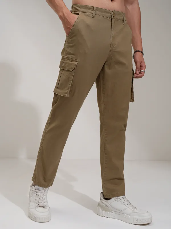 Highlander Men Brown Regular Fit Solid Chinos
