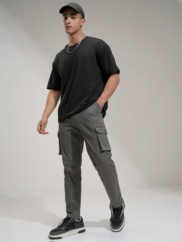 Highlander Men Grey Regular Fit Solid Chinos