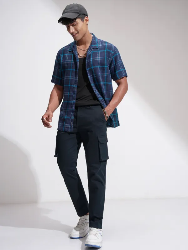 Purple By Highlander Men Blue Slim Fit Solid Cargo