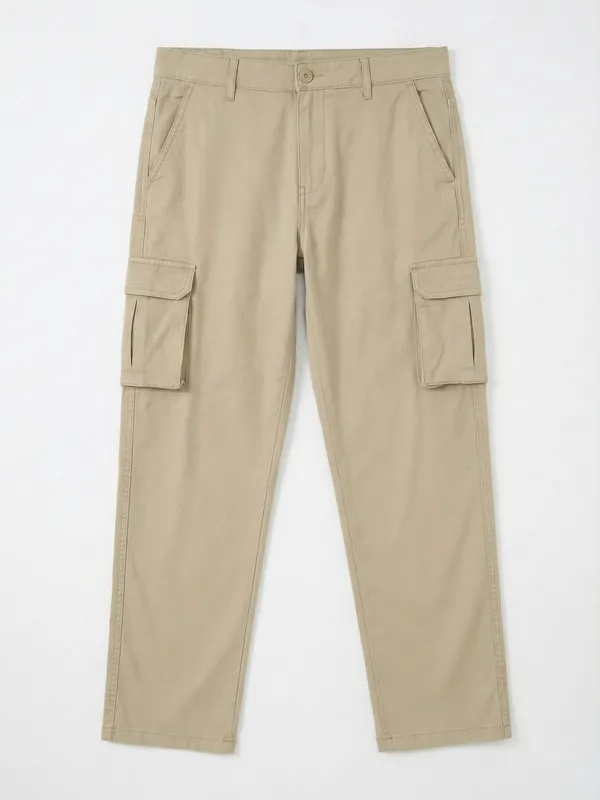 Purple By Highlander Men Khaki Tapered Fit Solid Cargo