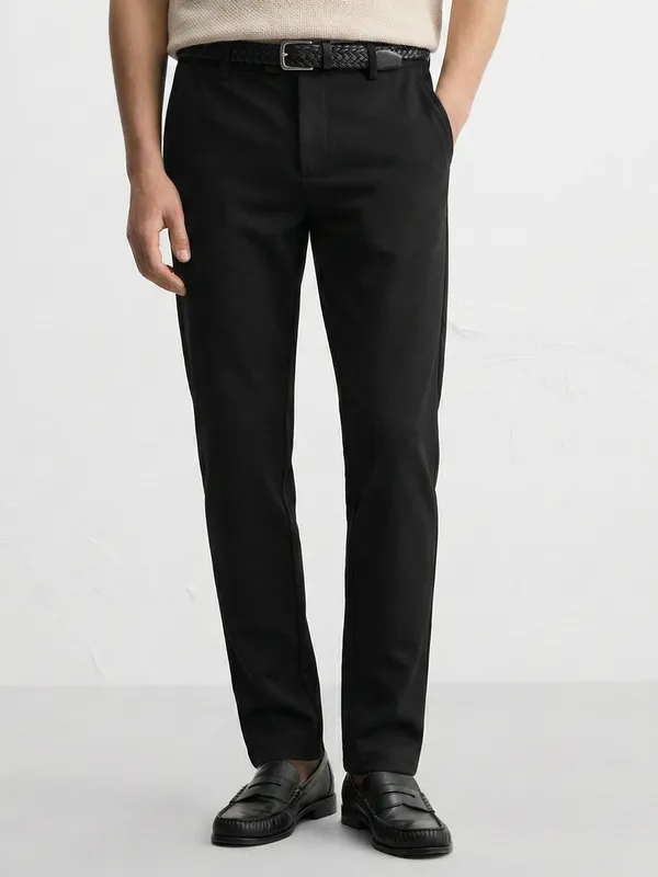 Purple By Highlander Men Black Regular Fit Solid Chinos